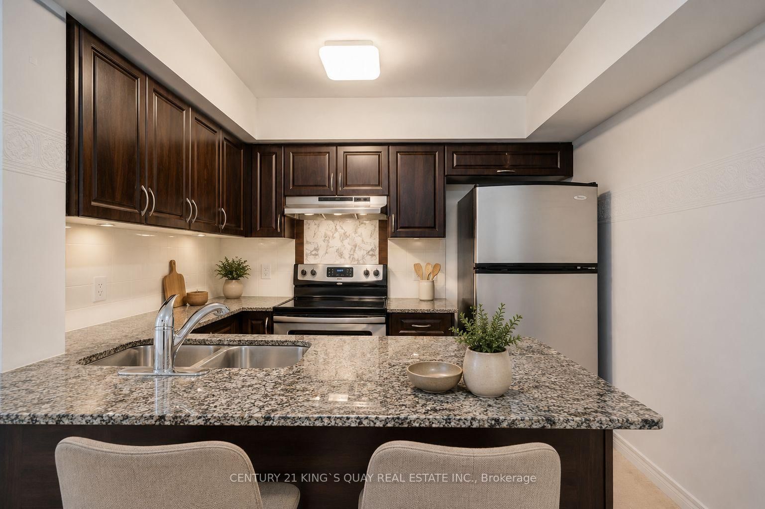 60 Fairfax Crescent • #227 • Toronto, ON photo 8
