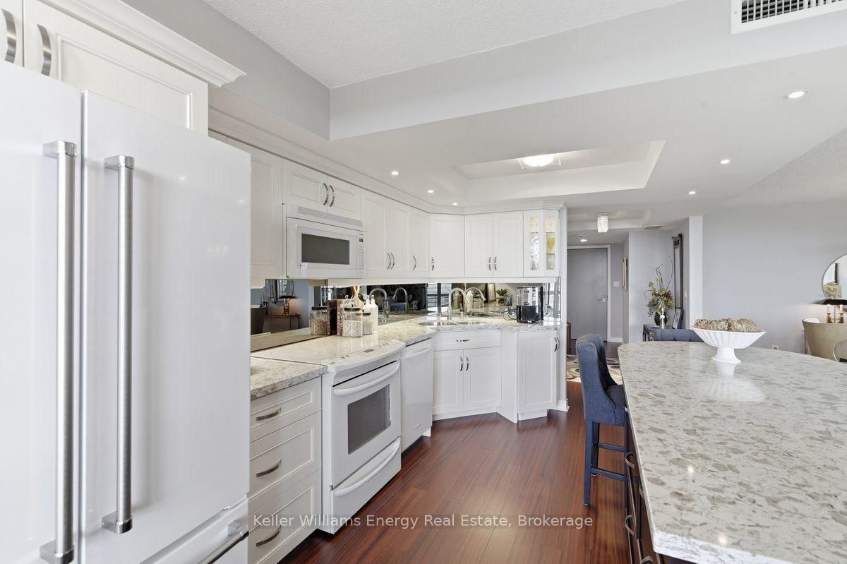 700 Wilson Road N • #806 • Oshawa, ON photo 7