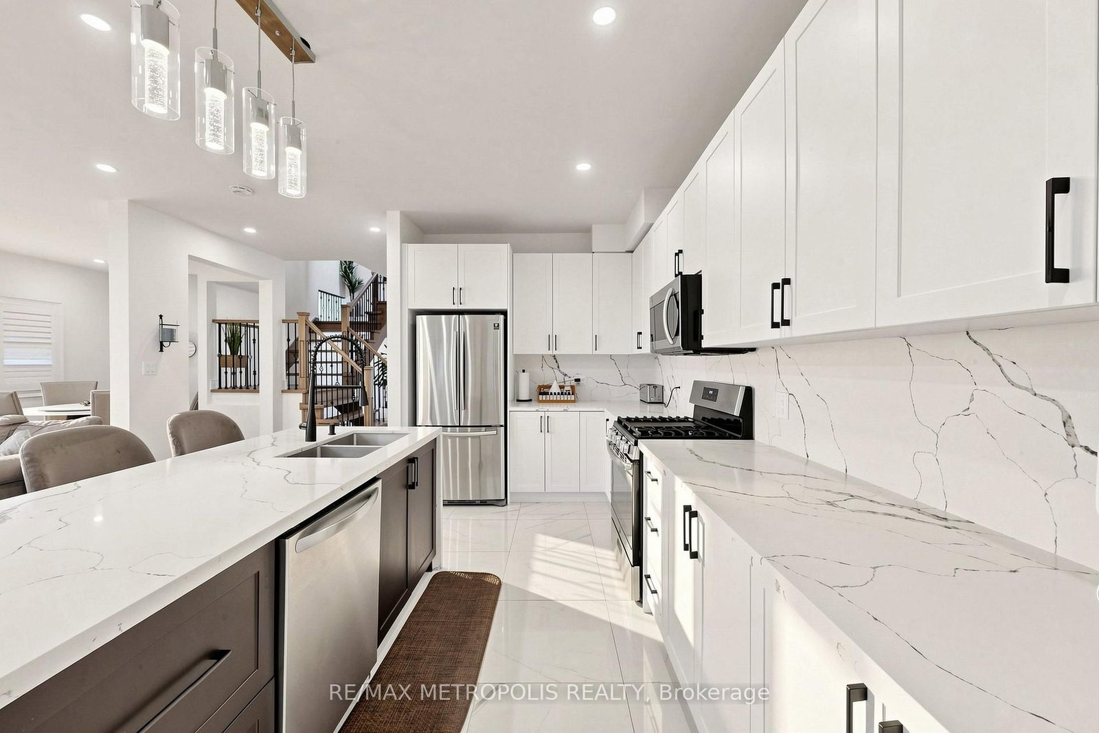 30A Cedar Drive • Toronto, ON photo 17