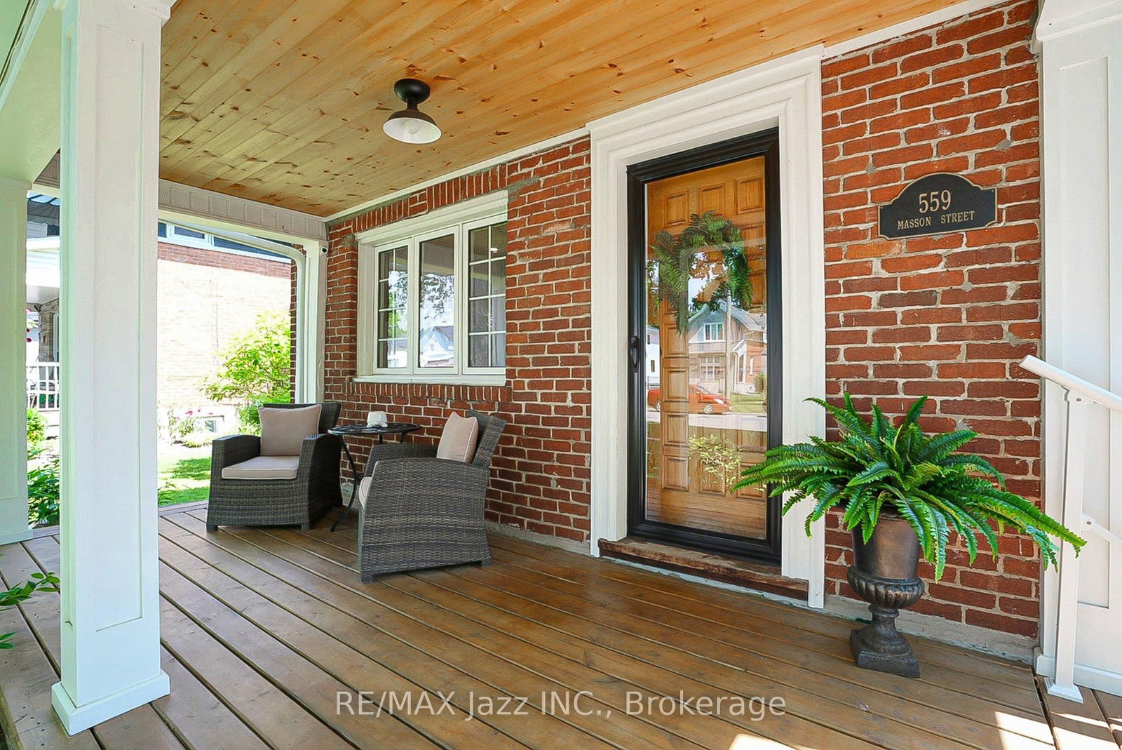 559 Masson Street • Oshawa, ON photo 3
