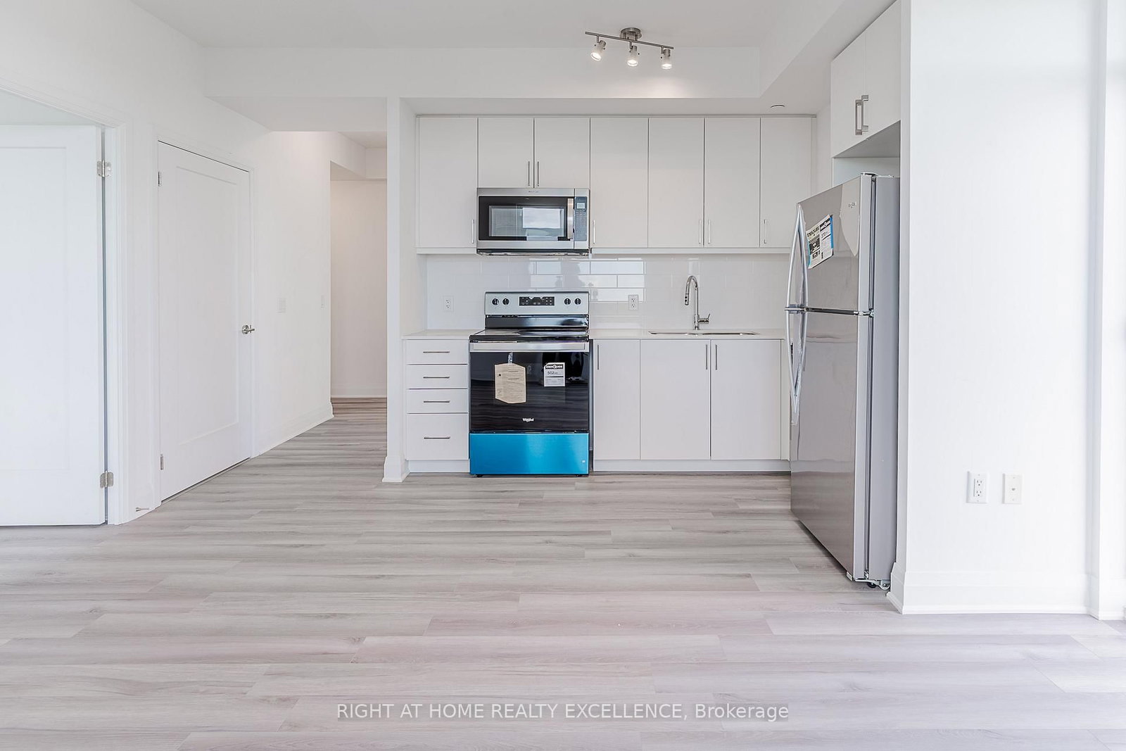 3220 Sheppard Avenue • #1707 • Toronto, ON photo 9