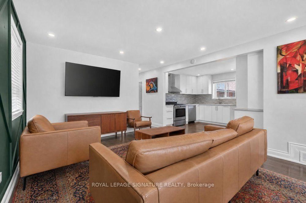 128 Trinnell Boulevard • Toronto, ON photo 10