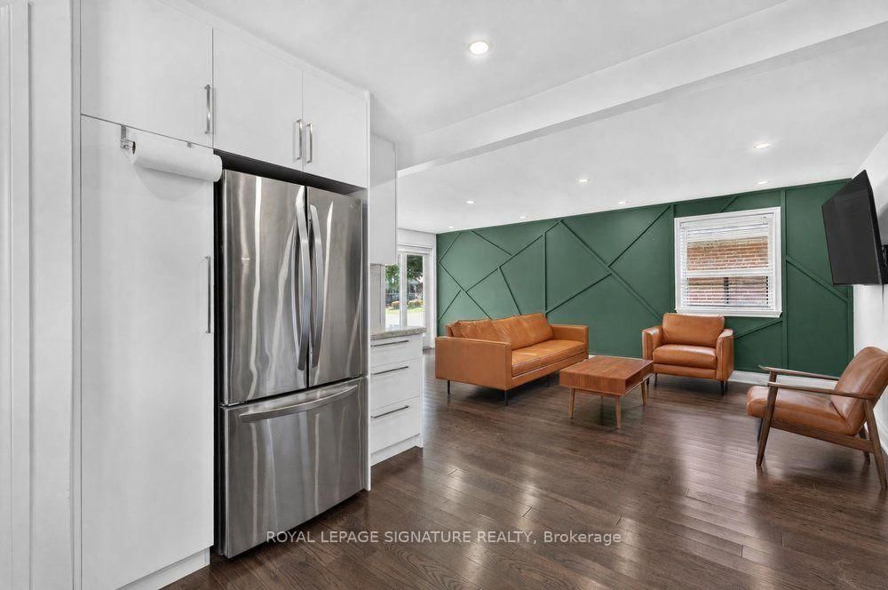 128 Trinnell Boulevard • Toronto, ON photo 18