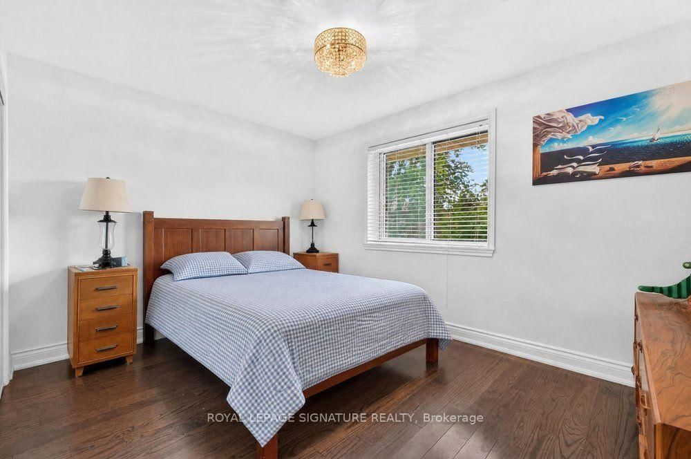 128 Trinnell Boulevard • Toronto, ON photo 20