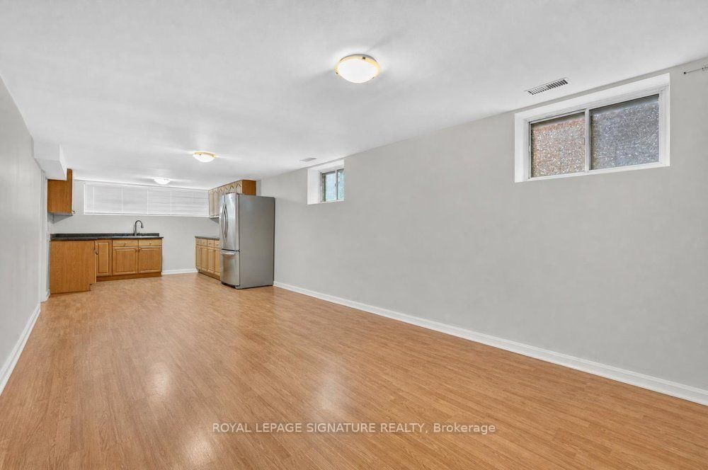 128 Trinnell Boulevard • Toronto, ON photo 25