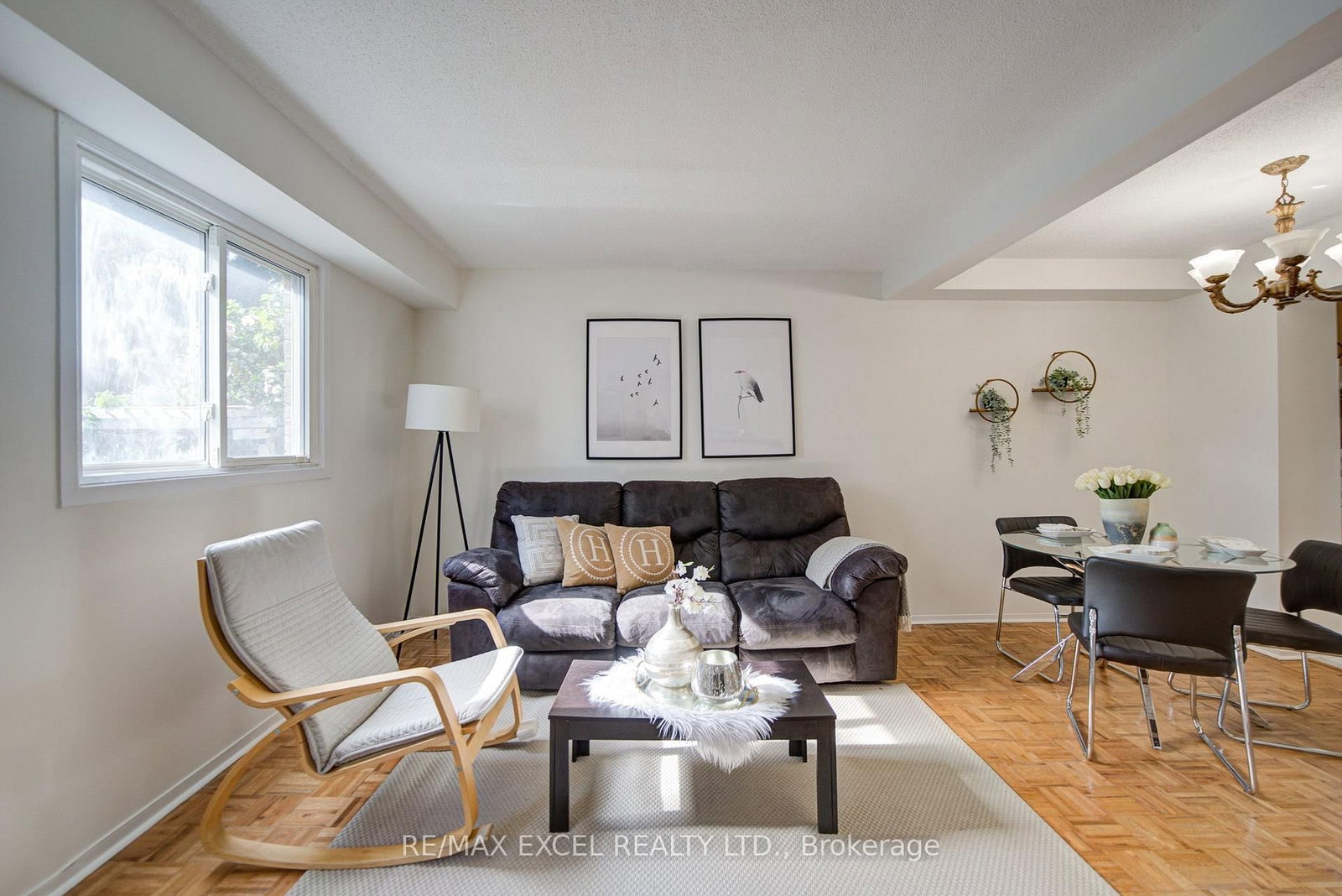 142 Shady Hollow Drive • Toronto, ON photo 13