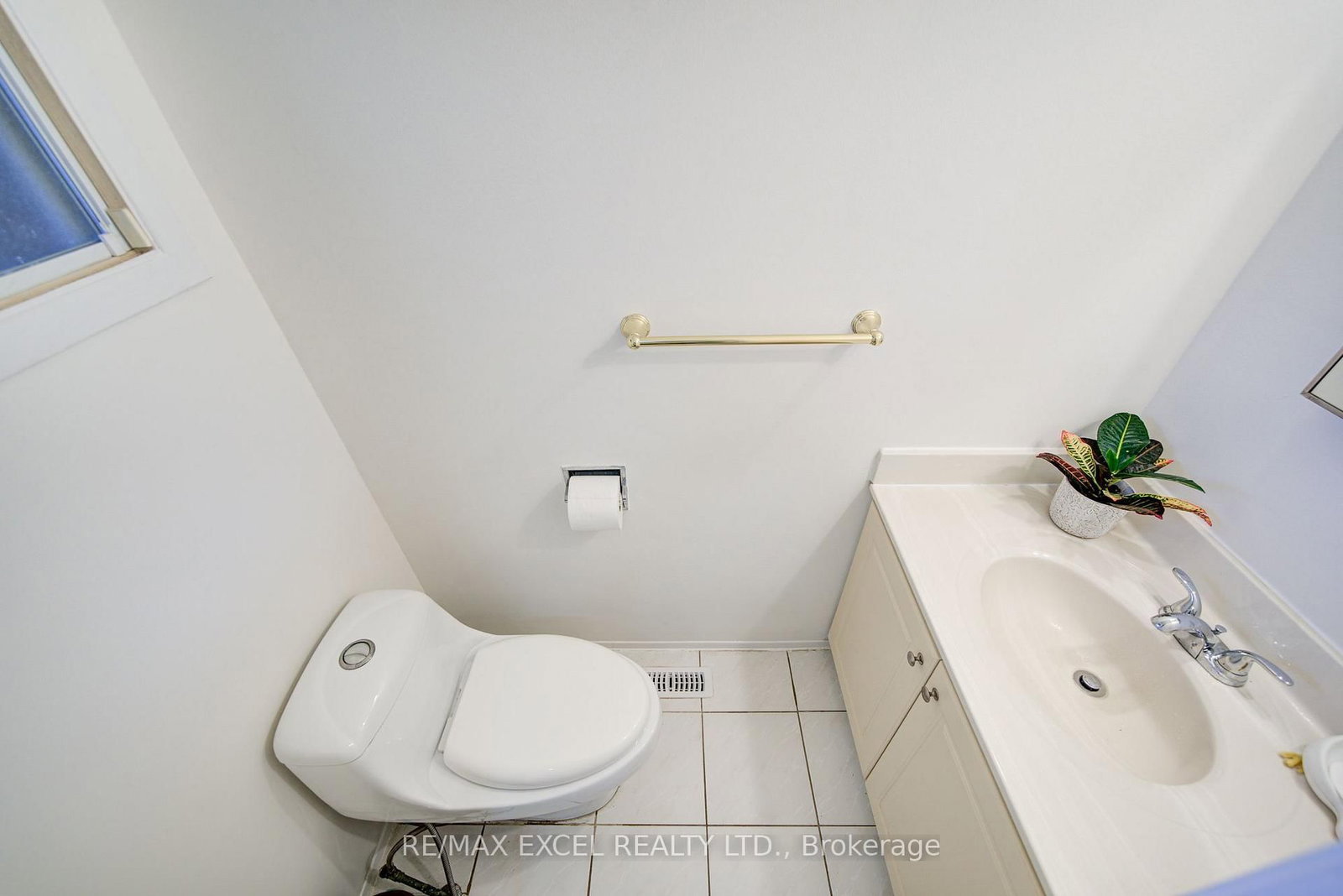 142 Shady Hollow Drive • Toronto, ON photo 23