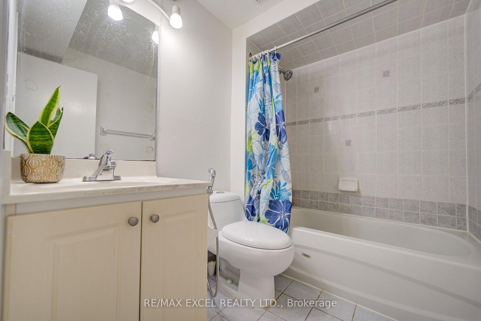 142 Shady Hollow Drive • Toronto, ON photo 44
