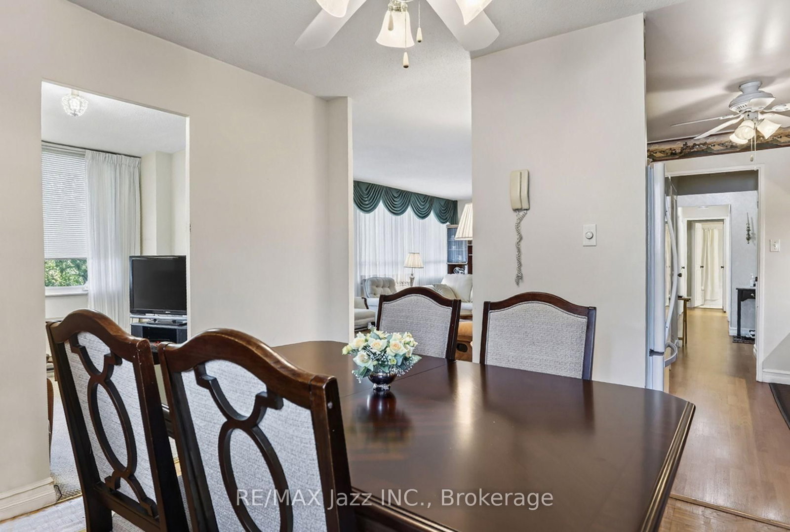363 Simcoe Street N • #401 • Oshawa, ON photo 19