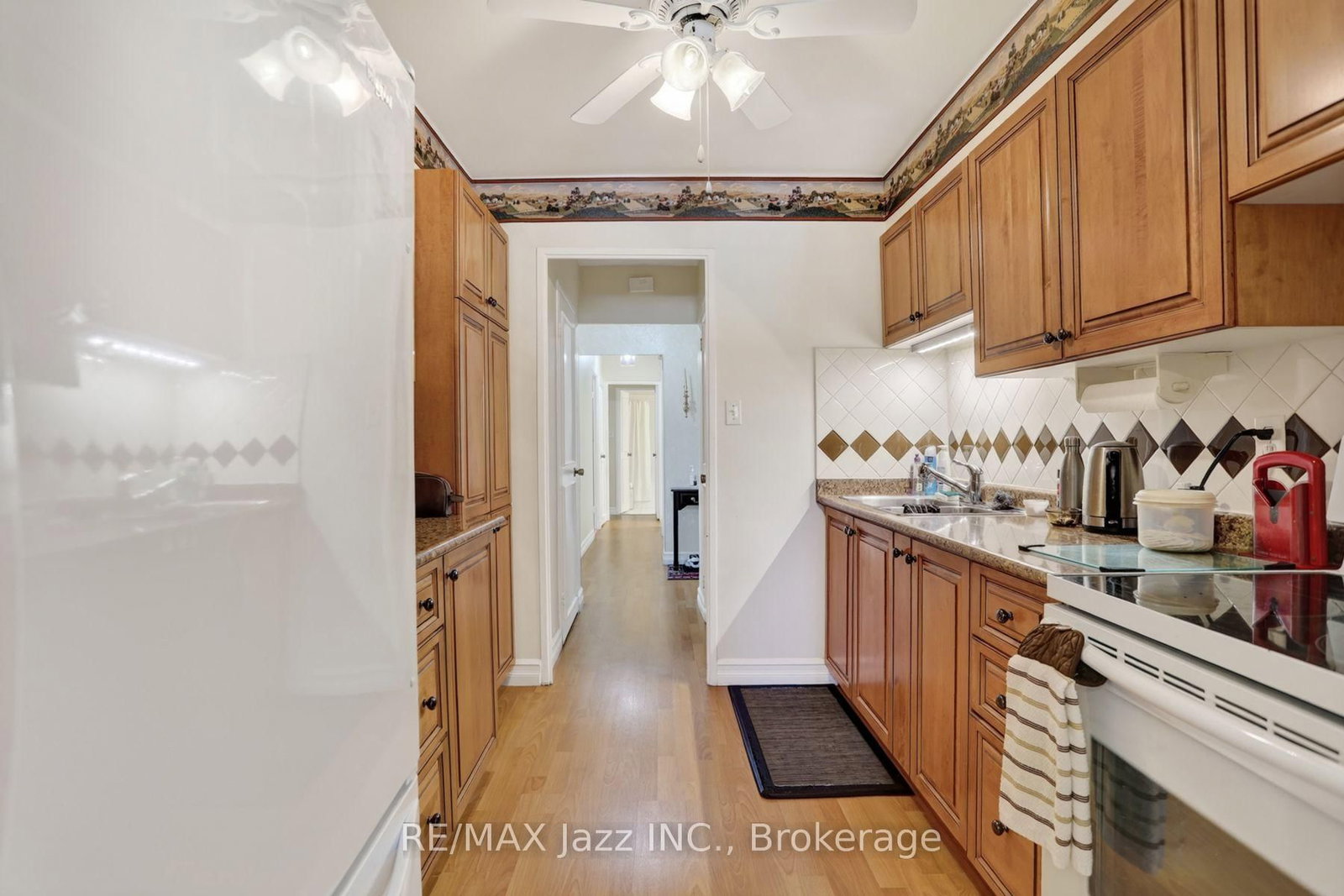 363 Simcoe Street N • #401 • Oshawa, ON photo 20