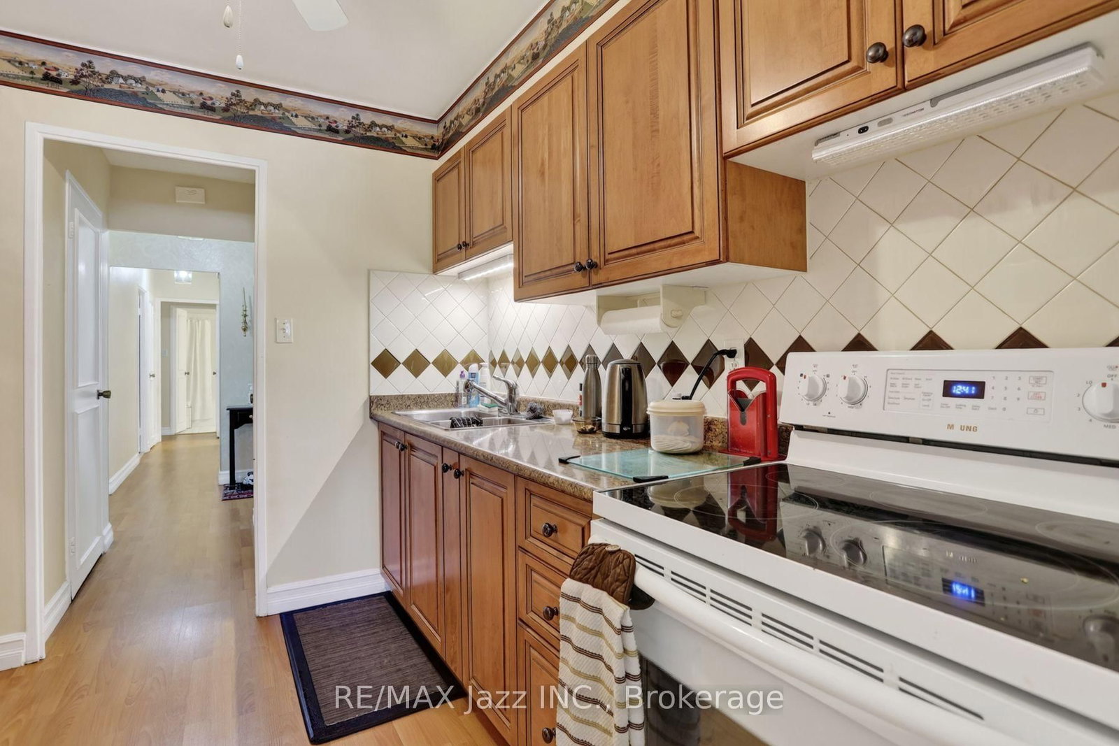 363 Simcoe Street N • #401 • Oshawa, ON photo 22