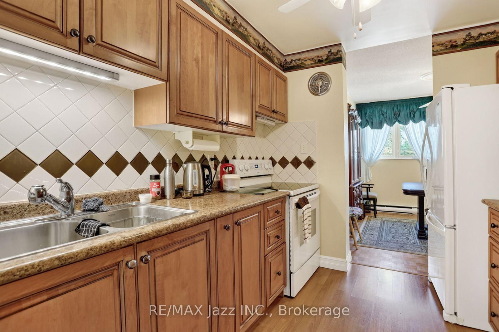 363 Simcoe Street N • #401 • Oshawa, ON photo 23