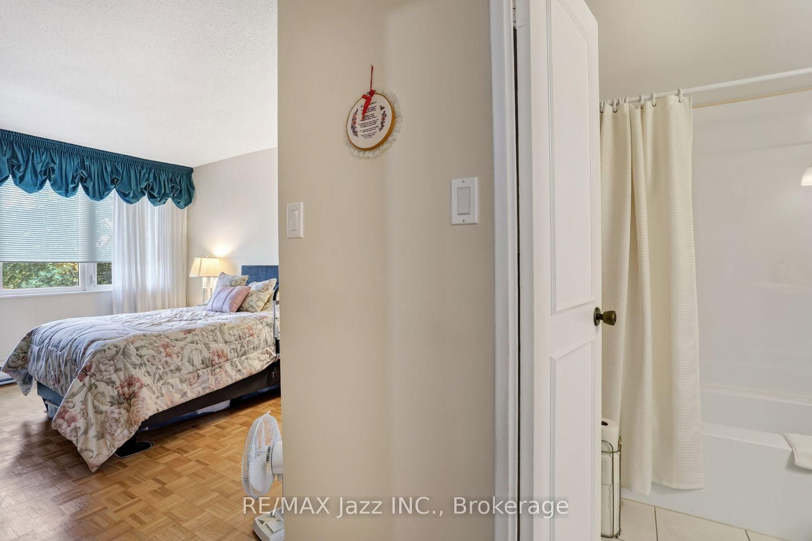 363 Simcoe Street N • #401 • Oshawa, ON photo 24