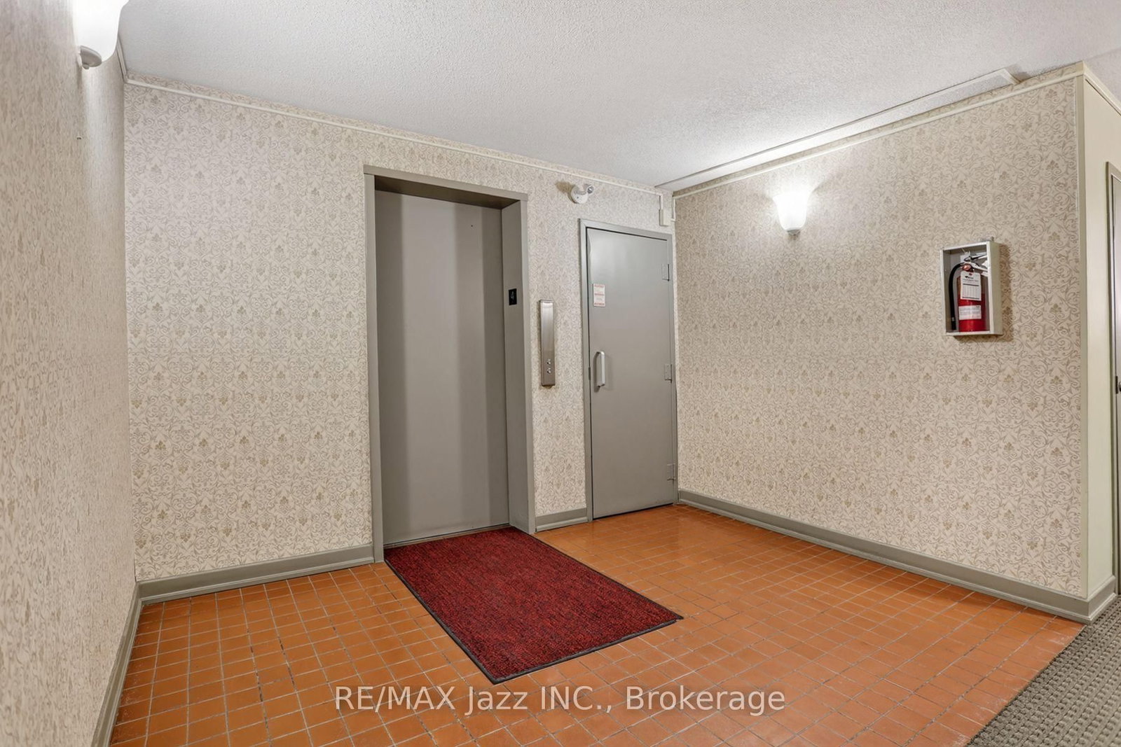 363 Simcoe Street N • #401 • Oshawa, ON photo 6