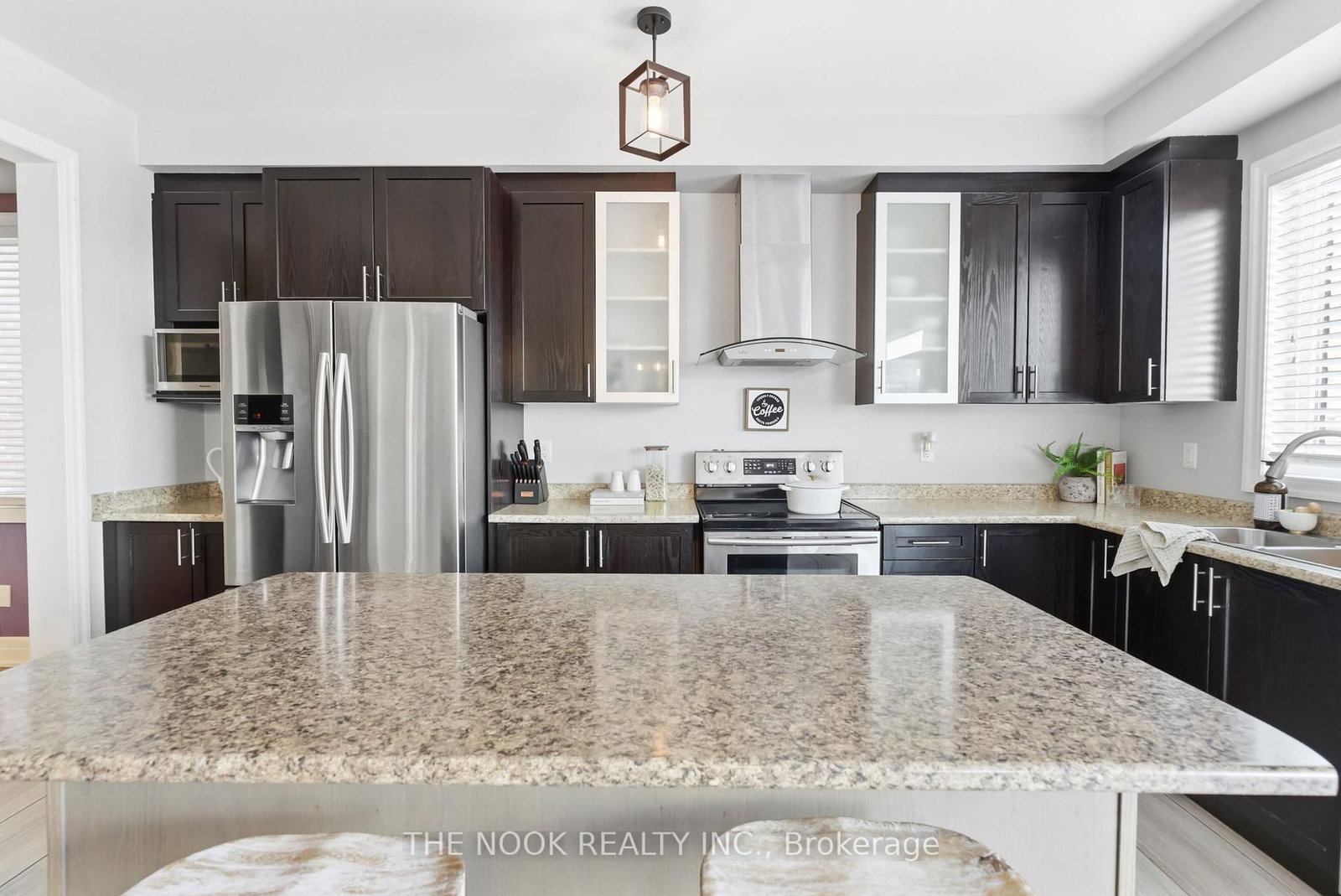 2507 Standardbred Drive • Oshawa, ON photo 11
