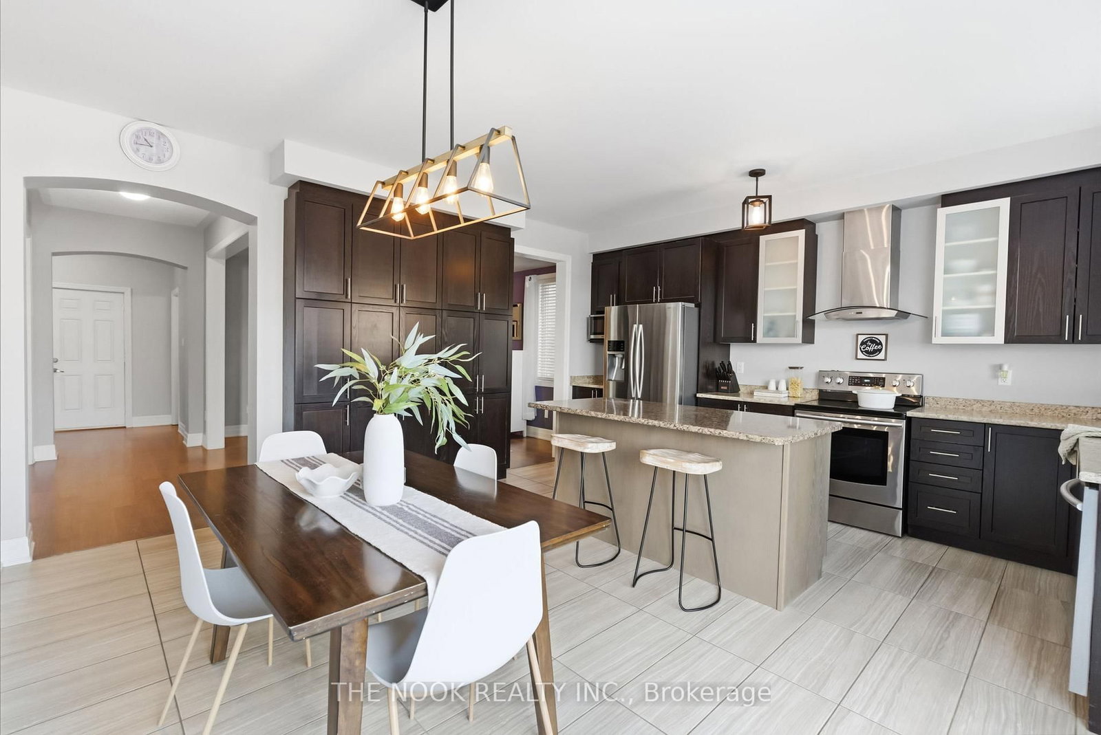 2507 Standardbred Drive • Oshawa, ON photo 12