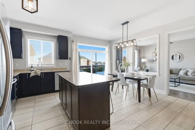 2507 Standardbred Drive • Oshawa, ON photo 8
