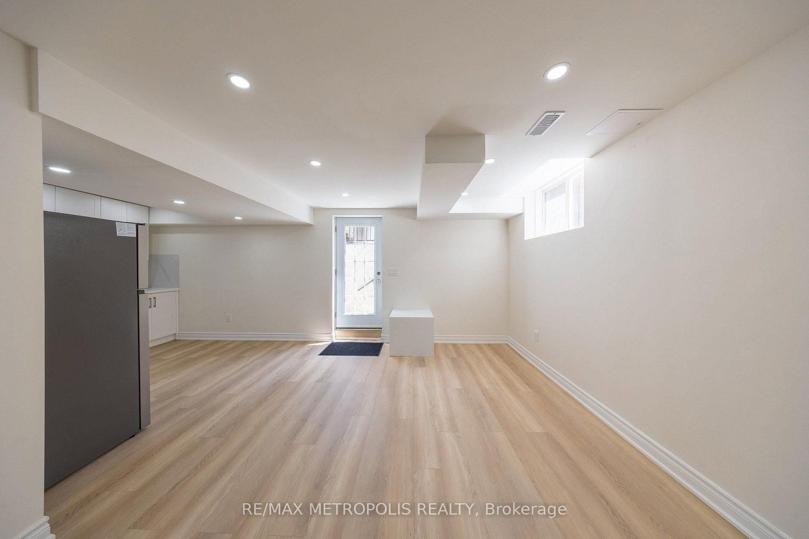 23 Gordon Cowling Street • Clarington, ON photo 25
