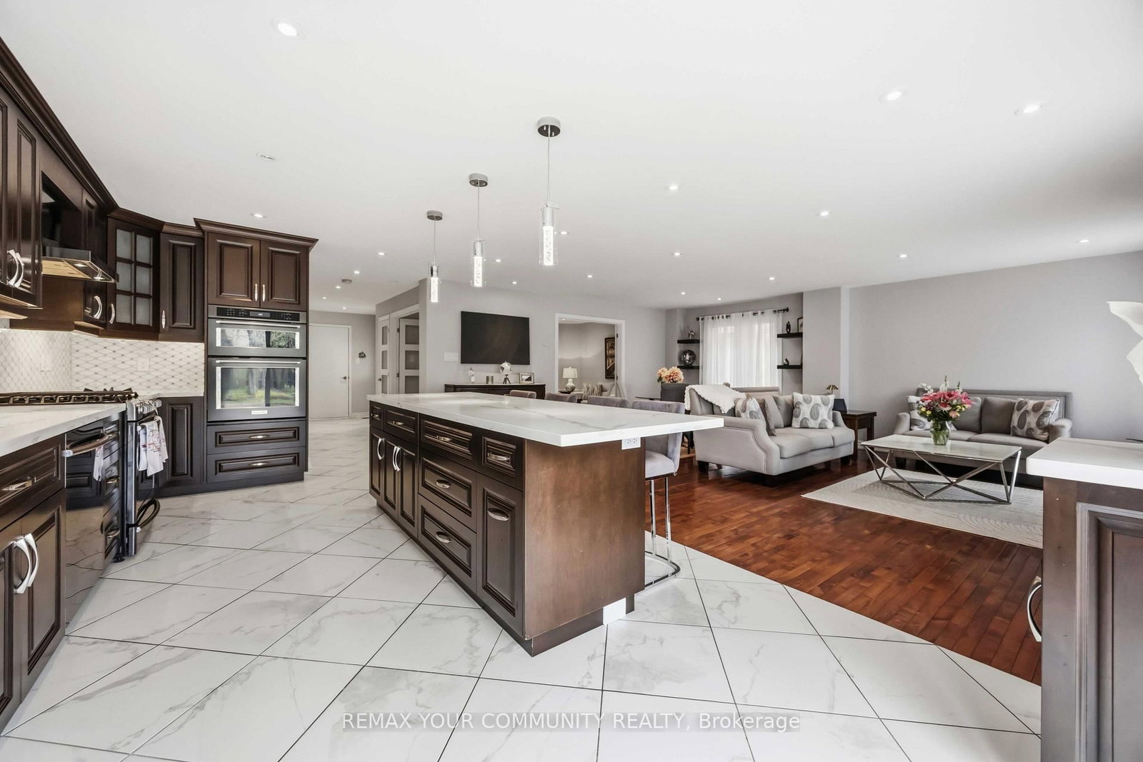 1706 Woodside Lane • Pickering, ON photo 11