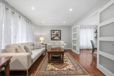 1706 Woodside Lane • Pickering, ON photo 6
