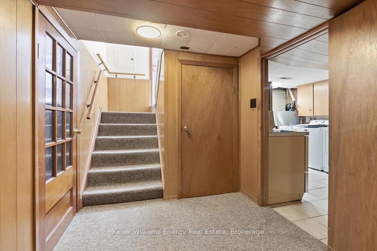 216 College Avenue • Oshawa, ON photo 26