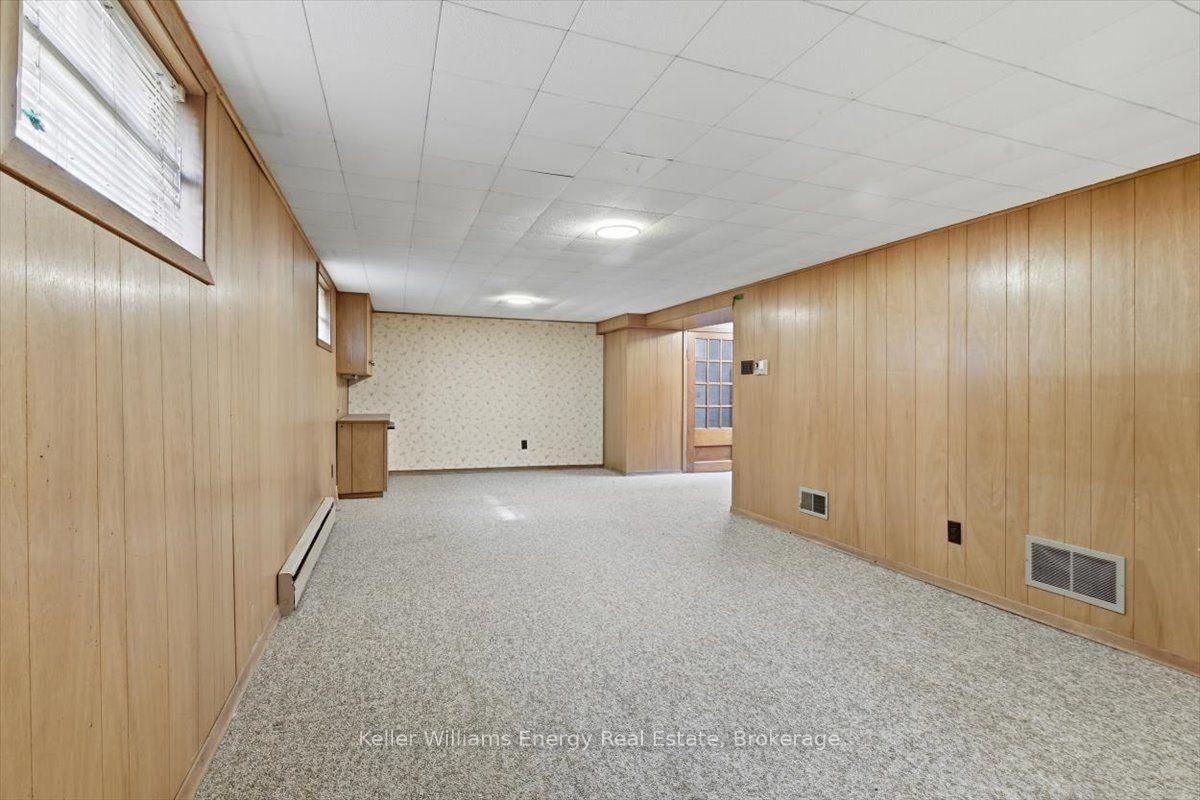 216 College Avenue • Oshawa, ON photo 29