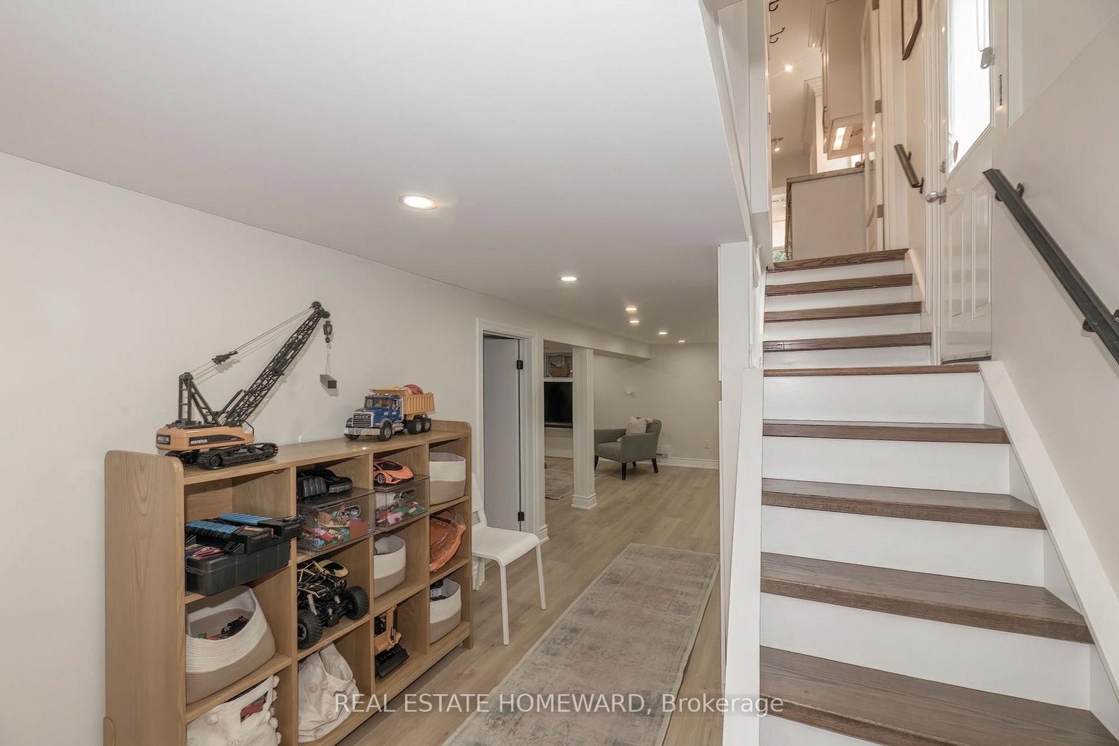 53 Pepler Avenue • Toronto, ON photo 16