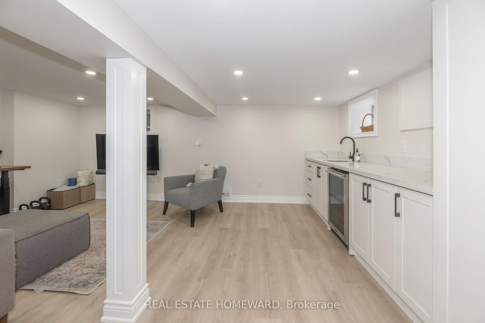 53 Pepler Avenue • Toronto, ON photo 17