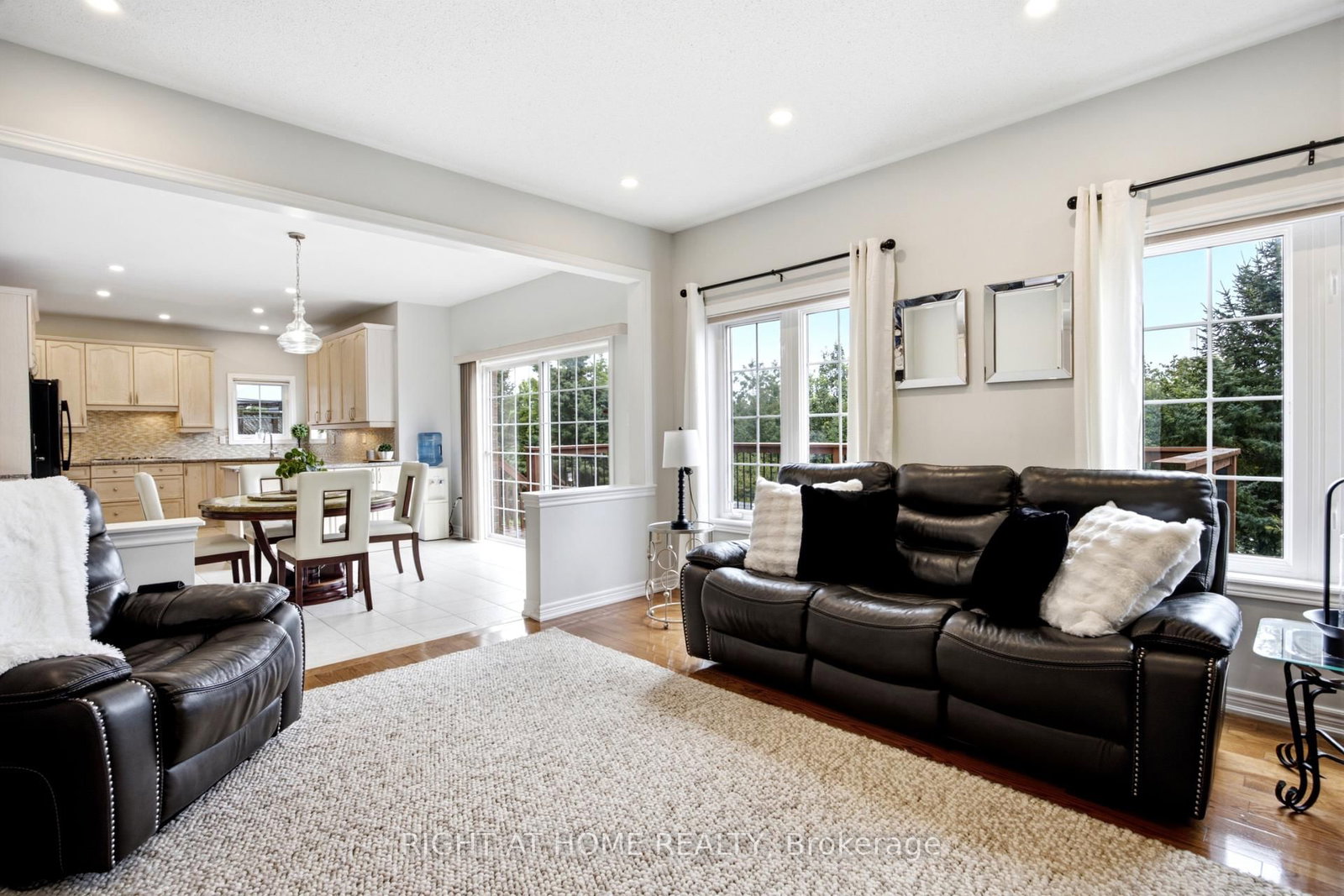 1427 Aldergrove Court • Oshawa, ON photo 15