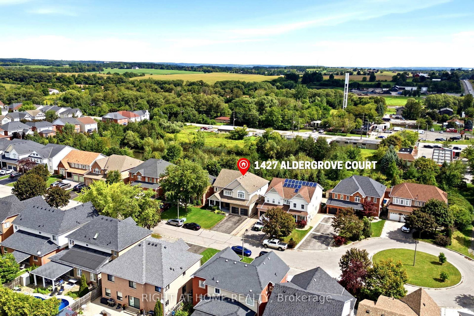1427 Aldergrove Court • Oshawa, ON photo 3