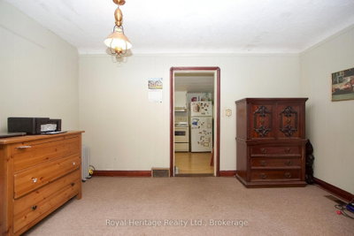 97 Westmount Street • Oshawa, ON photo 8