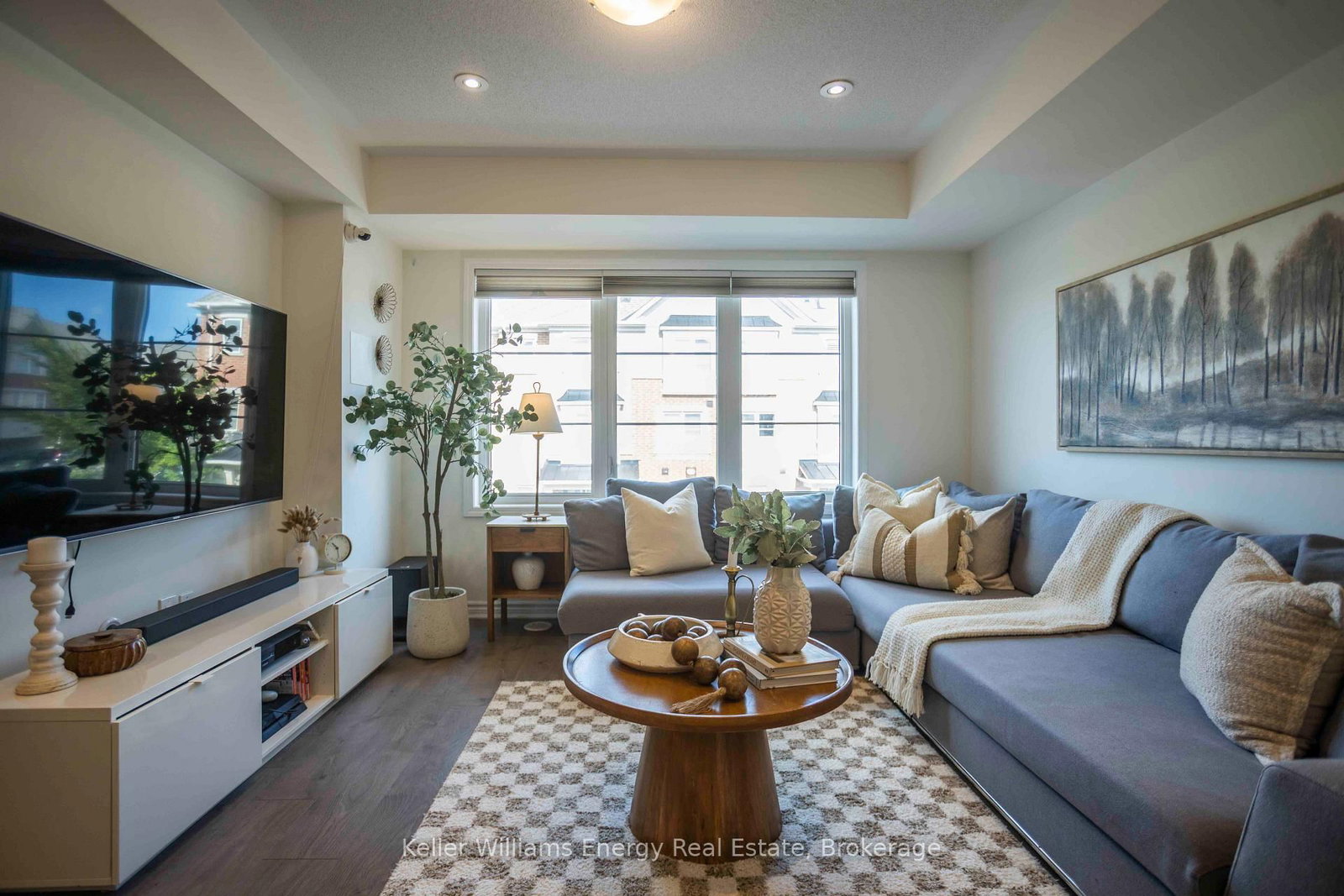104 Howe Avenue • Toronto, ON photo 8