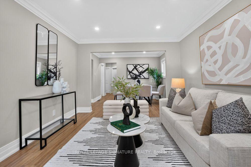 24 Glenshaw Crescent • Toronto, ON photo 10