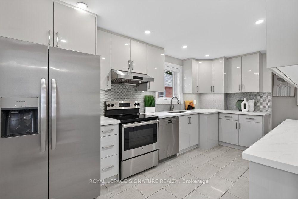 24 Glenshaw Crescent • Toronto, ON photo 15