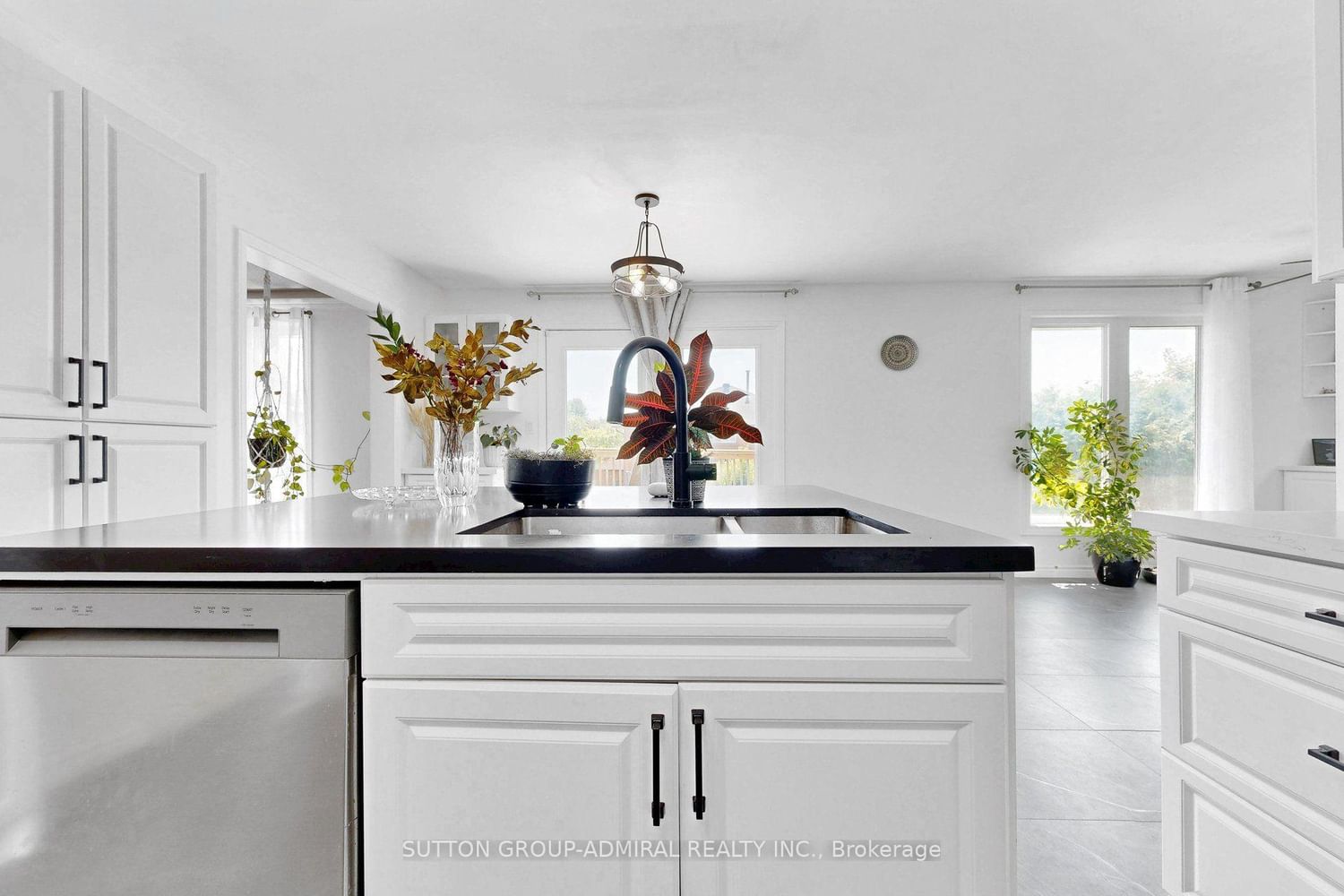 879 Peggoty Circle • Oshawa, ON photo 14