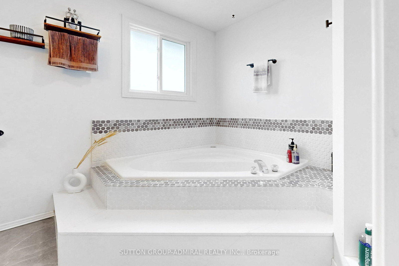 879 Peggoty Circle • Oshawa, ON photo 27