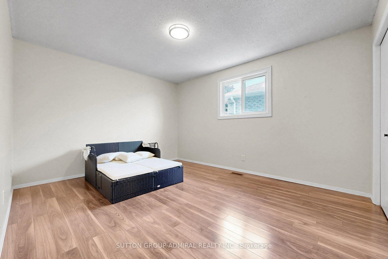 879 Peggoty Circle • Oshawa, ON photo 32