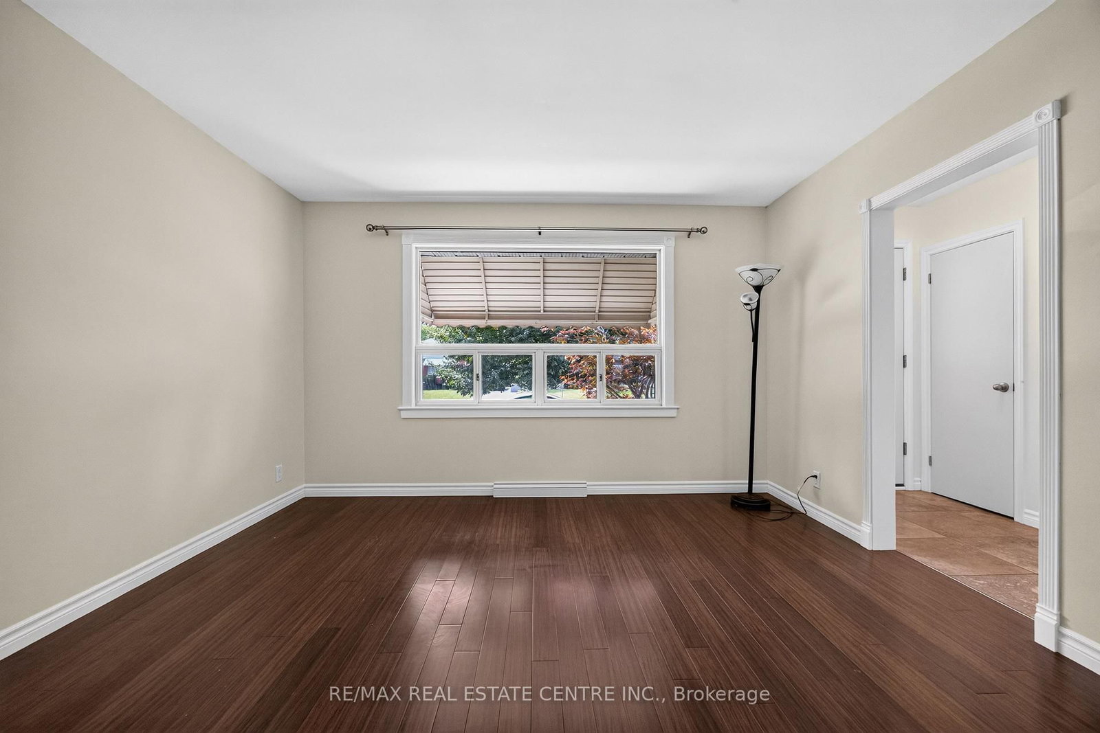 309 Lasalle Avenue • Oshawa, ON photo 11