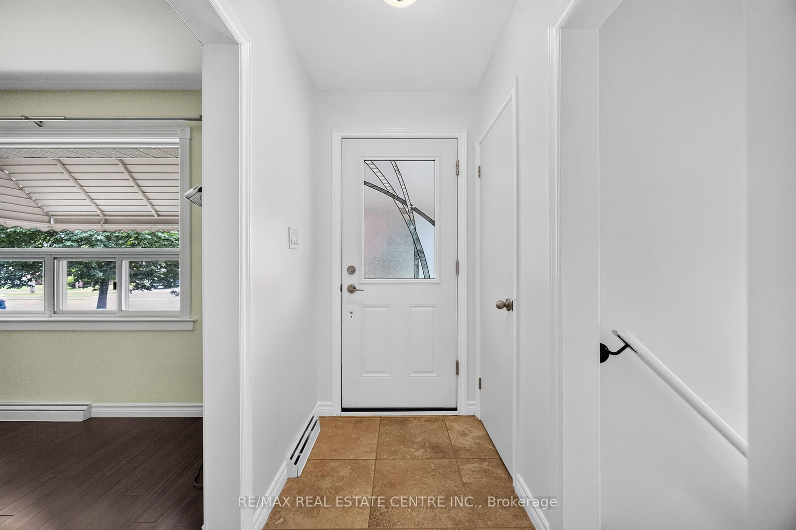 309 Lasalle Avenue • Oshawa, ON photo 5