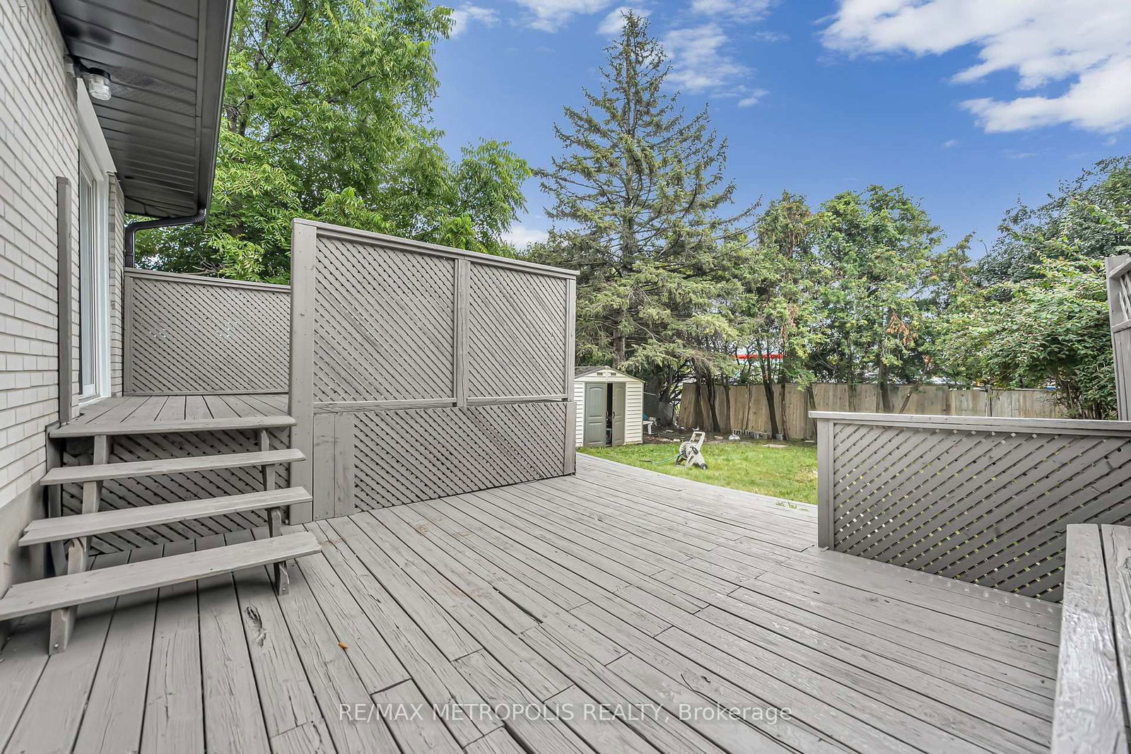 205 Clemence Avenue • Whitby, ON photo 35