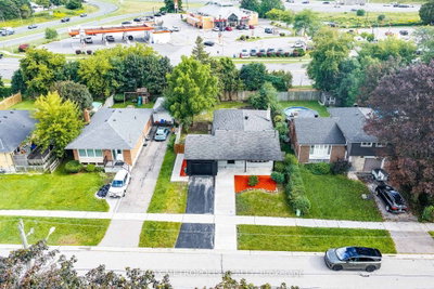 205 Clemence Avenue • Whitby, ON photo 4