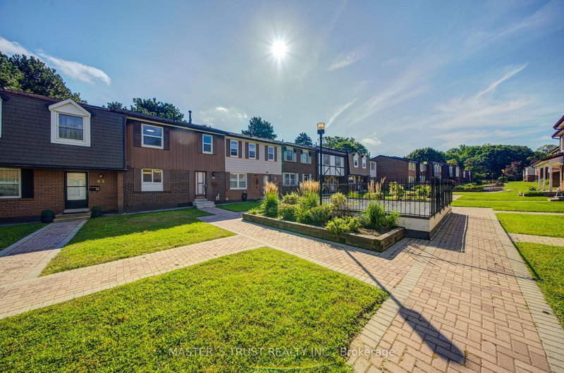 61 - 15 Brimwood Boulevard