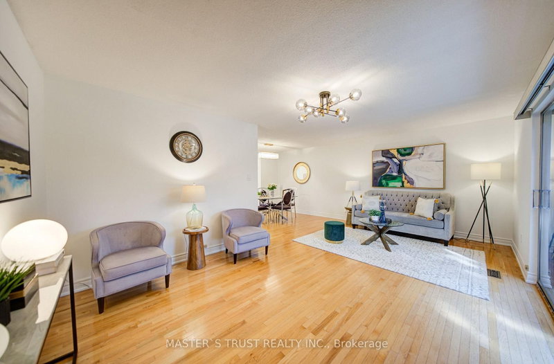 61 - 15 Brimwood Boulevard