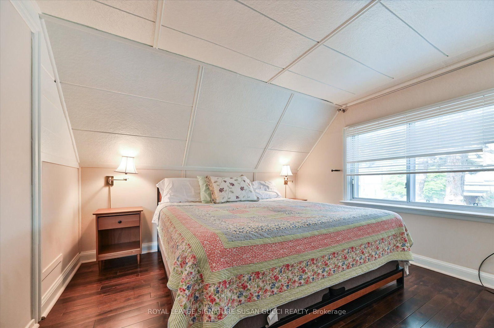 292 Glebemount Avenue • Toronto, ON photo 19