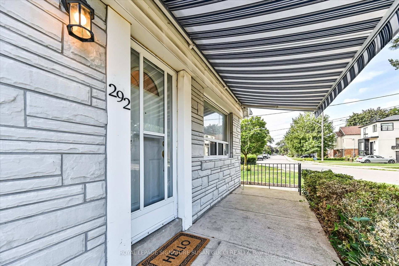 292 Glebemount Avenue • Toronto, ON photo 3