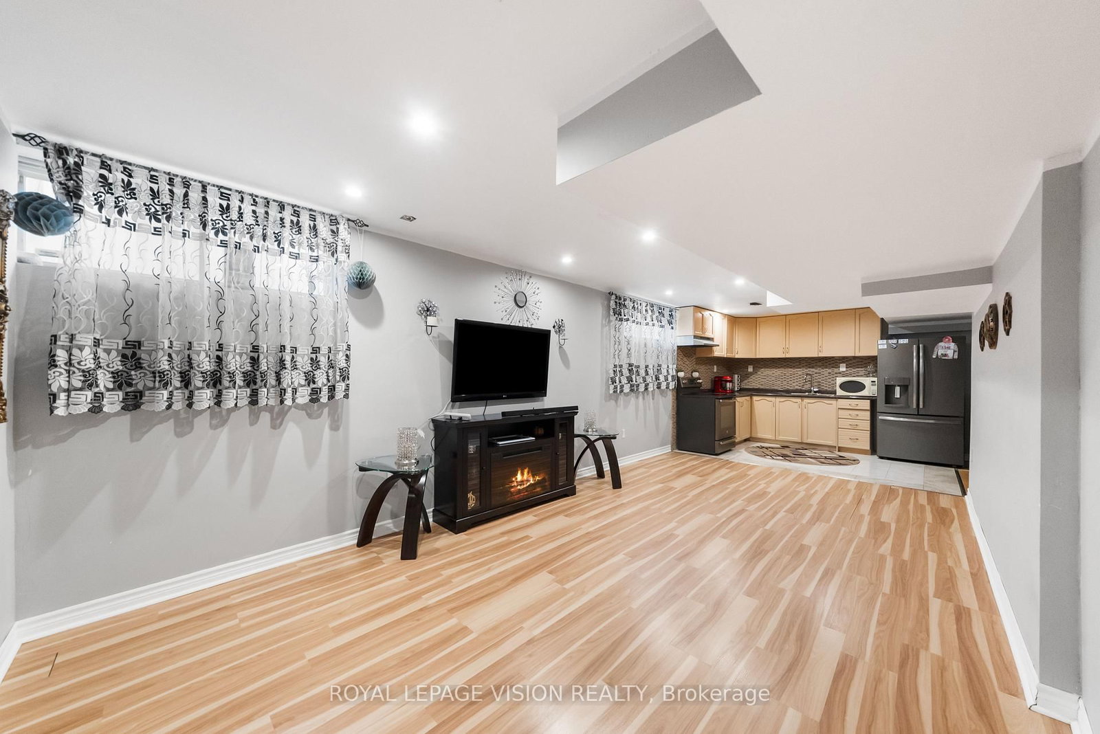 5 Anson Avenue • Toronto, ON photo 36
