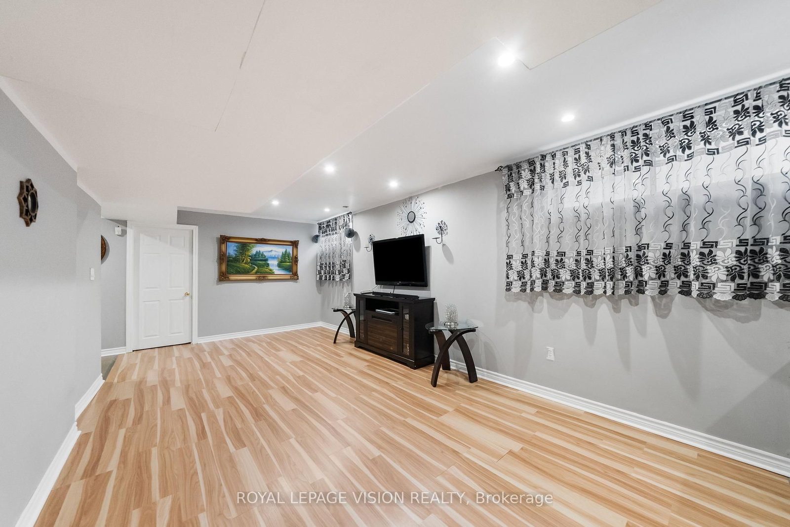 5 Anson Avenue • Toronto, ON photo 39