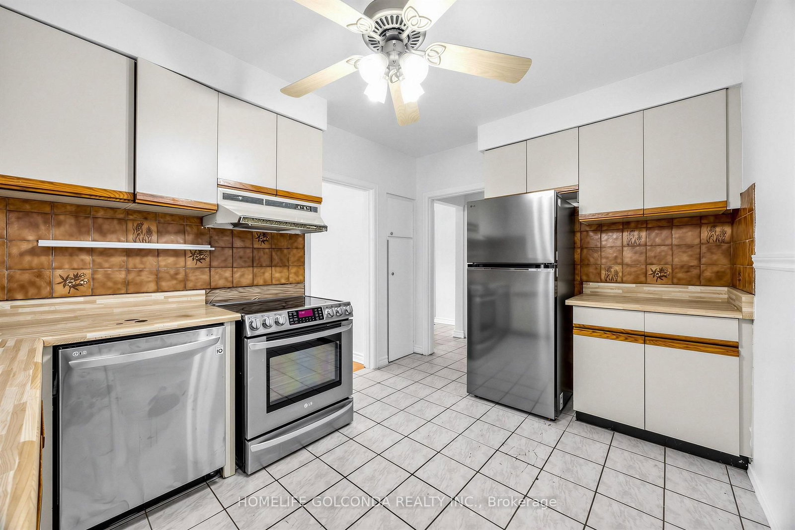 9 Moorecroft Crescent • Toronto, ON photo 17