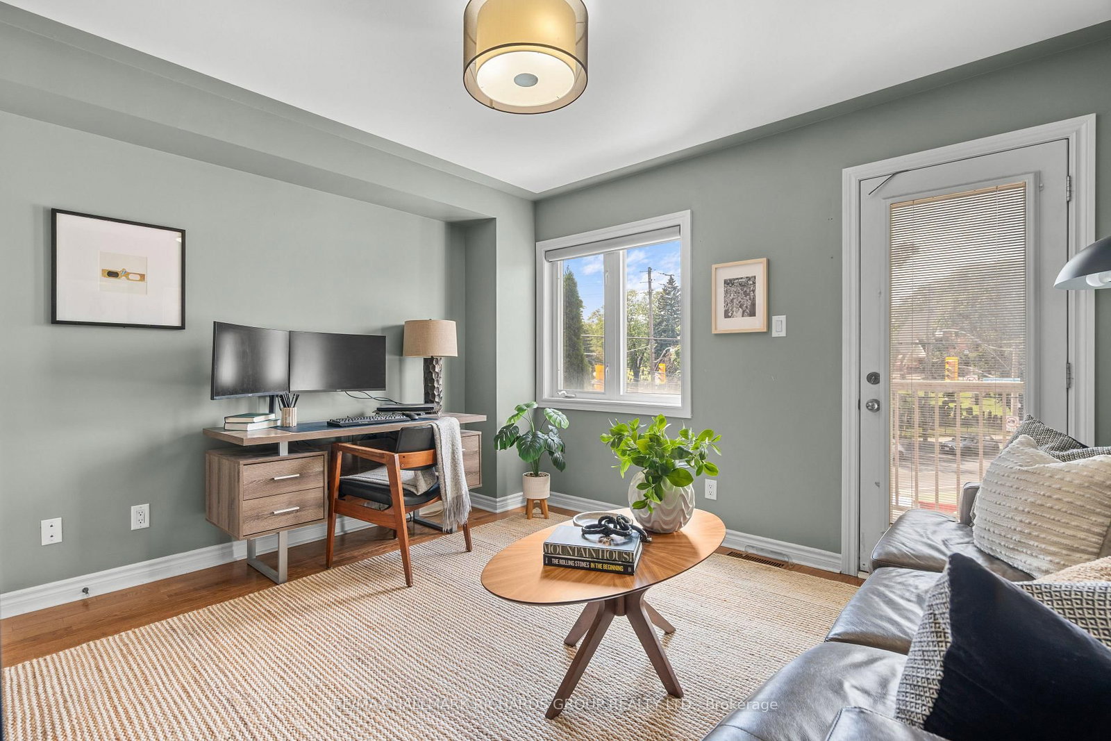 287 Kingston Road • Toronto, ON photo 14