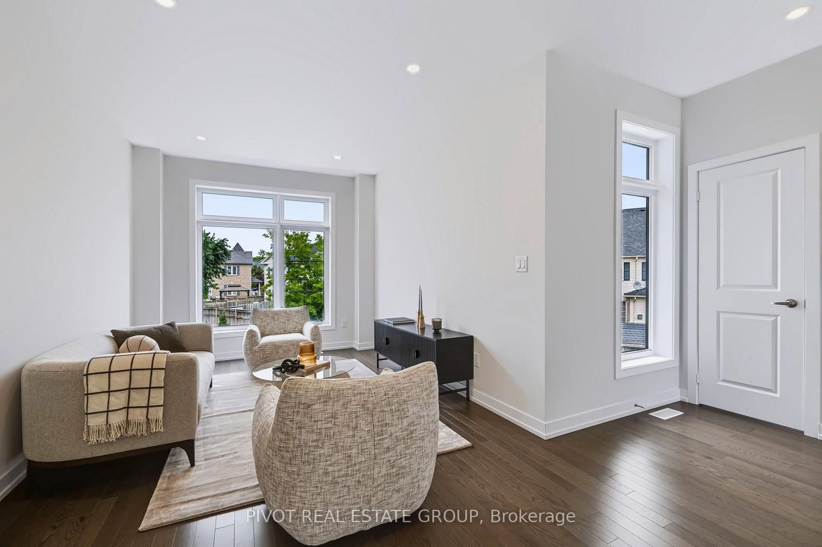 25 Observatory Way • Whitby, ON photo 25